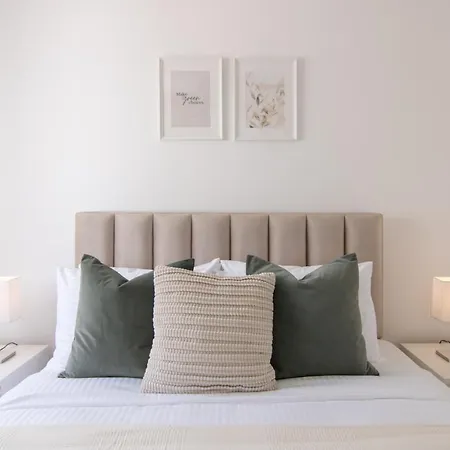 Phaedrus Living: Seaview Luxury Flat Limnaria 134 Апартаменти Пафос